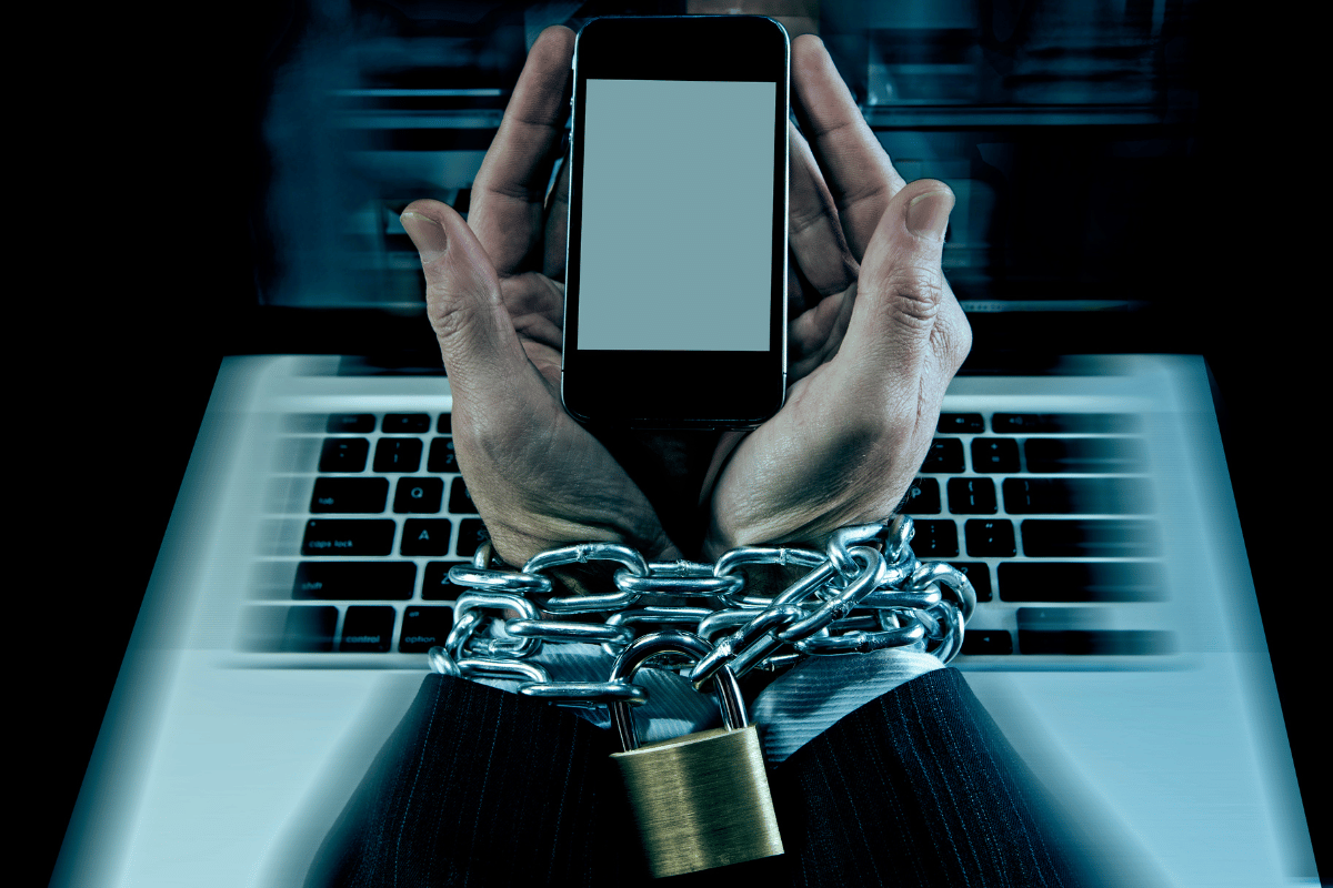 Social Media Social Media — Behavioral addiction information, Islamic Medical Centre Islamabad